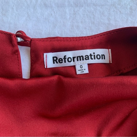 NWT Reformation Serina Silk Mock High Boat Neck Sleeveless Mini Dress Sangre Red - Picture 8 of 11